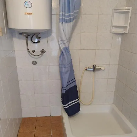 Gama Apartment Vir